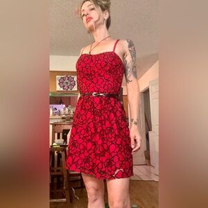 Belted red dress, size S ❤️
